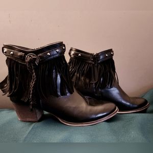 Steve Madden Fringe Boots, Sz 9.5